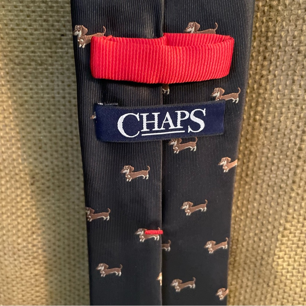 CHAPS Men’s Necktie with Dachshund for Pet Lovers - Picture 4 of 7